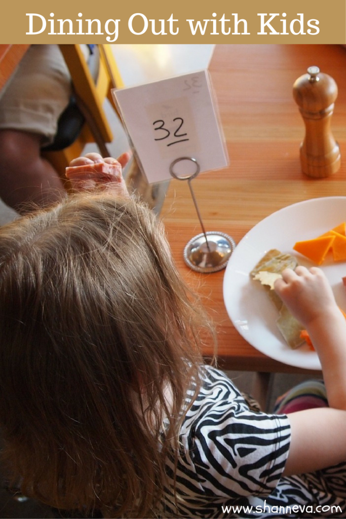 5 tips to make dining out with kids more enjoyable